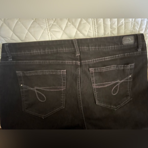 Jordache 🧿Skinny Jeans.Sz 16 - Picture 4 of 6